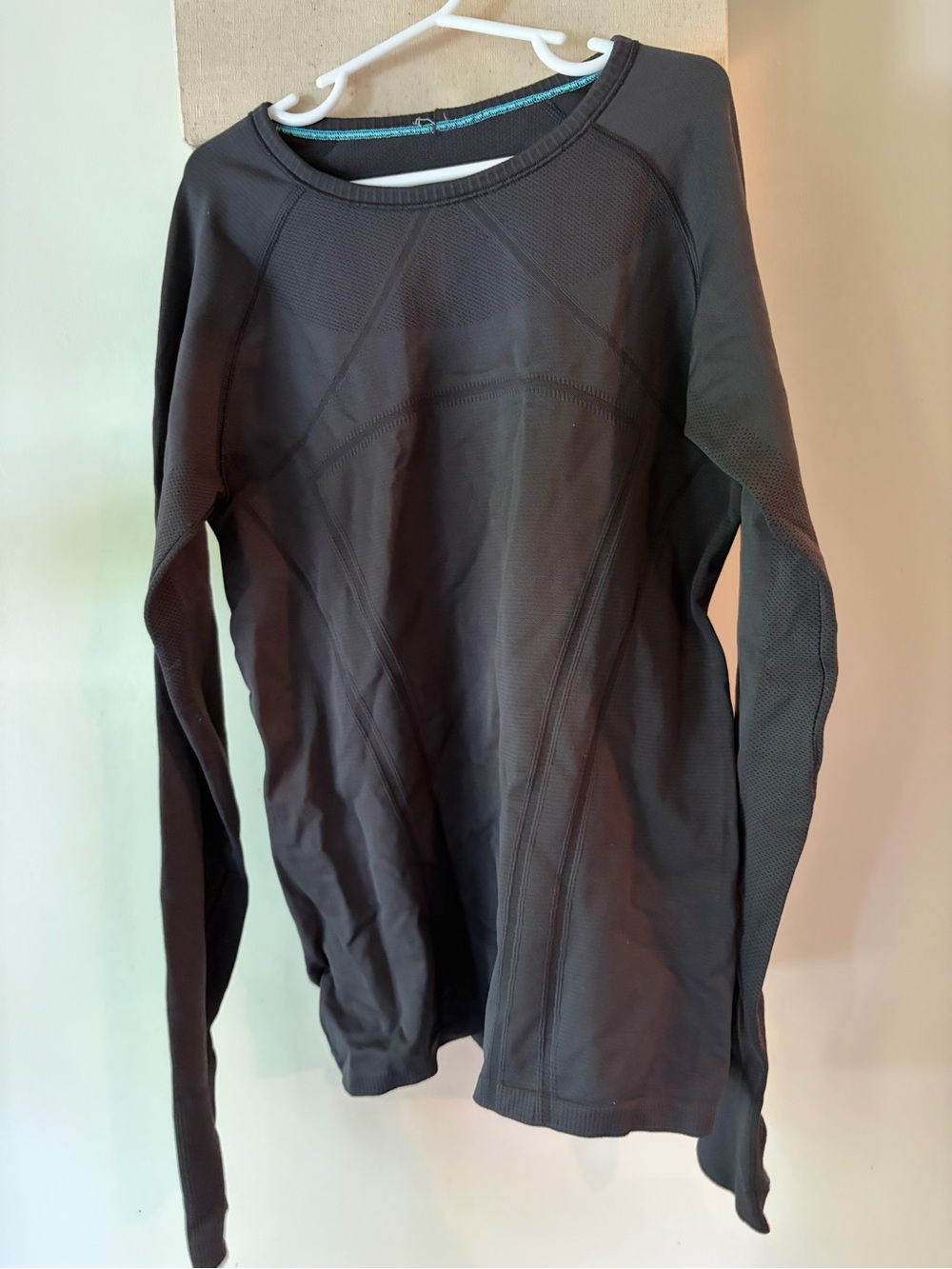 Ivivva Girls' Long Sleeve Top - Black
